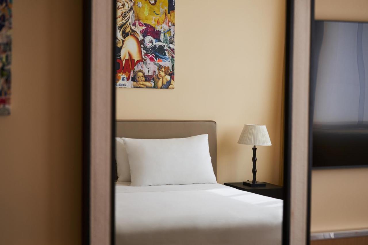 Una Hotels Malpensa Cerro Lago Maggiore Eksteriør billede