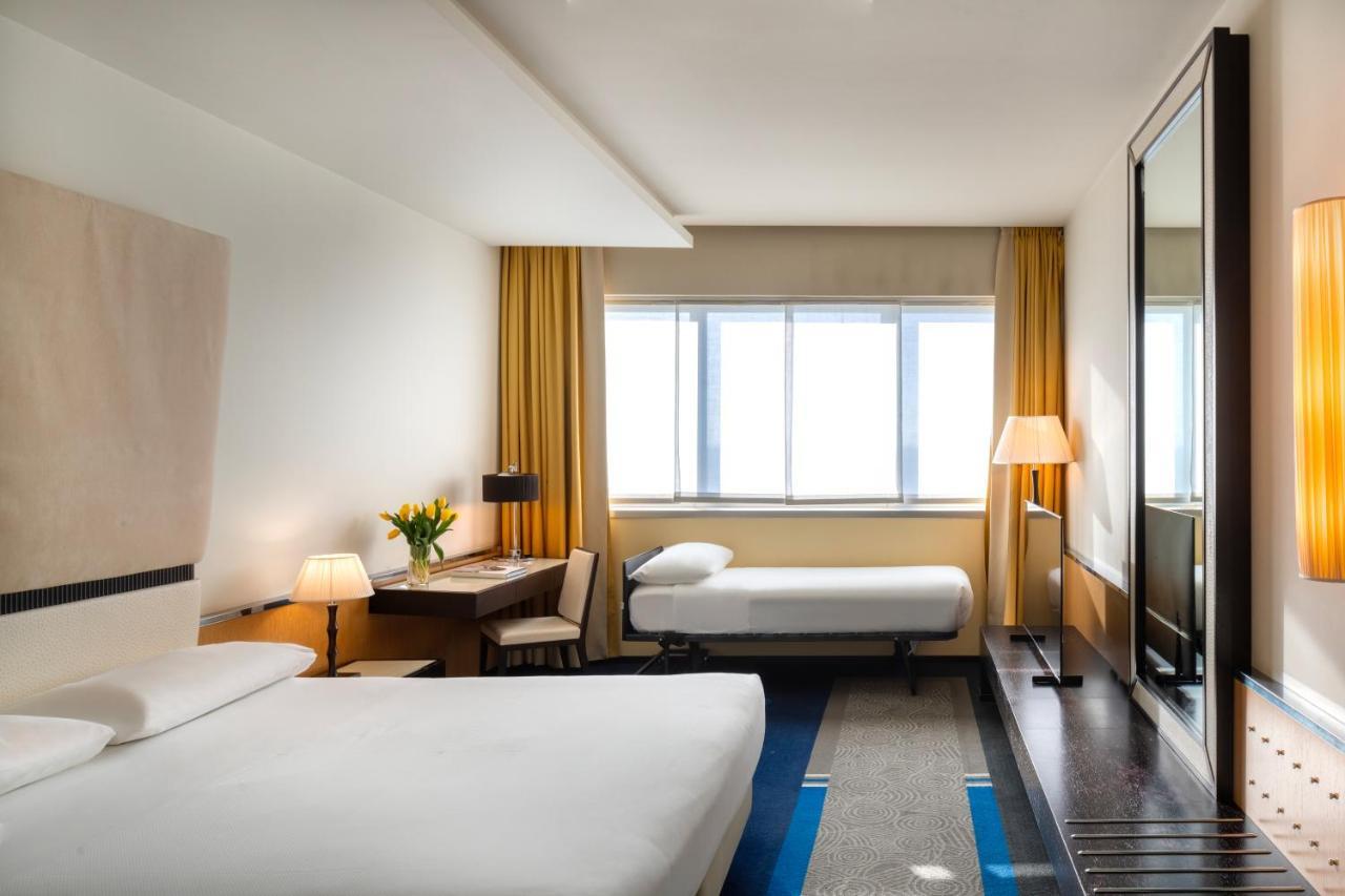 Una Hotels Malpensa Cerro Lago Maggiore Eksteriør billede
